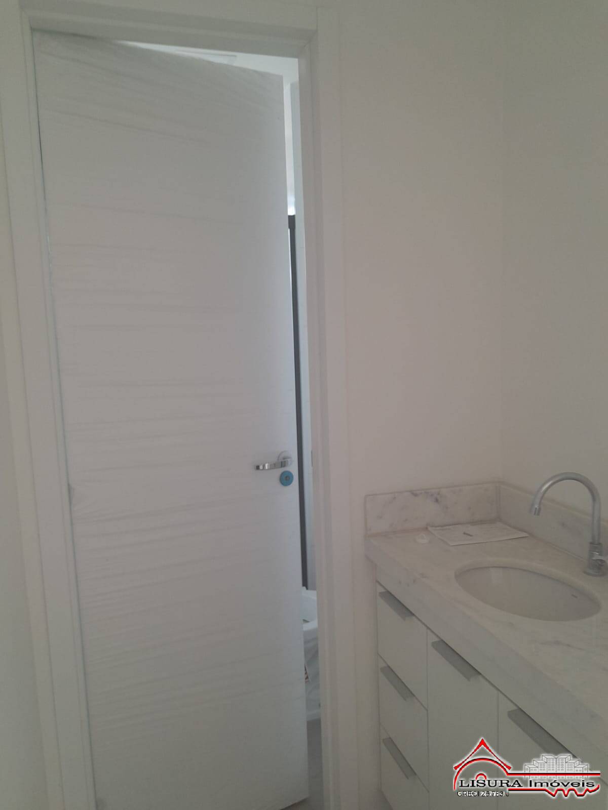 Apartamento à venda com 2 quartos, 57m² - Foto 11