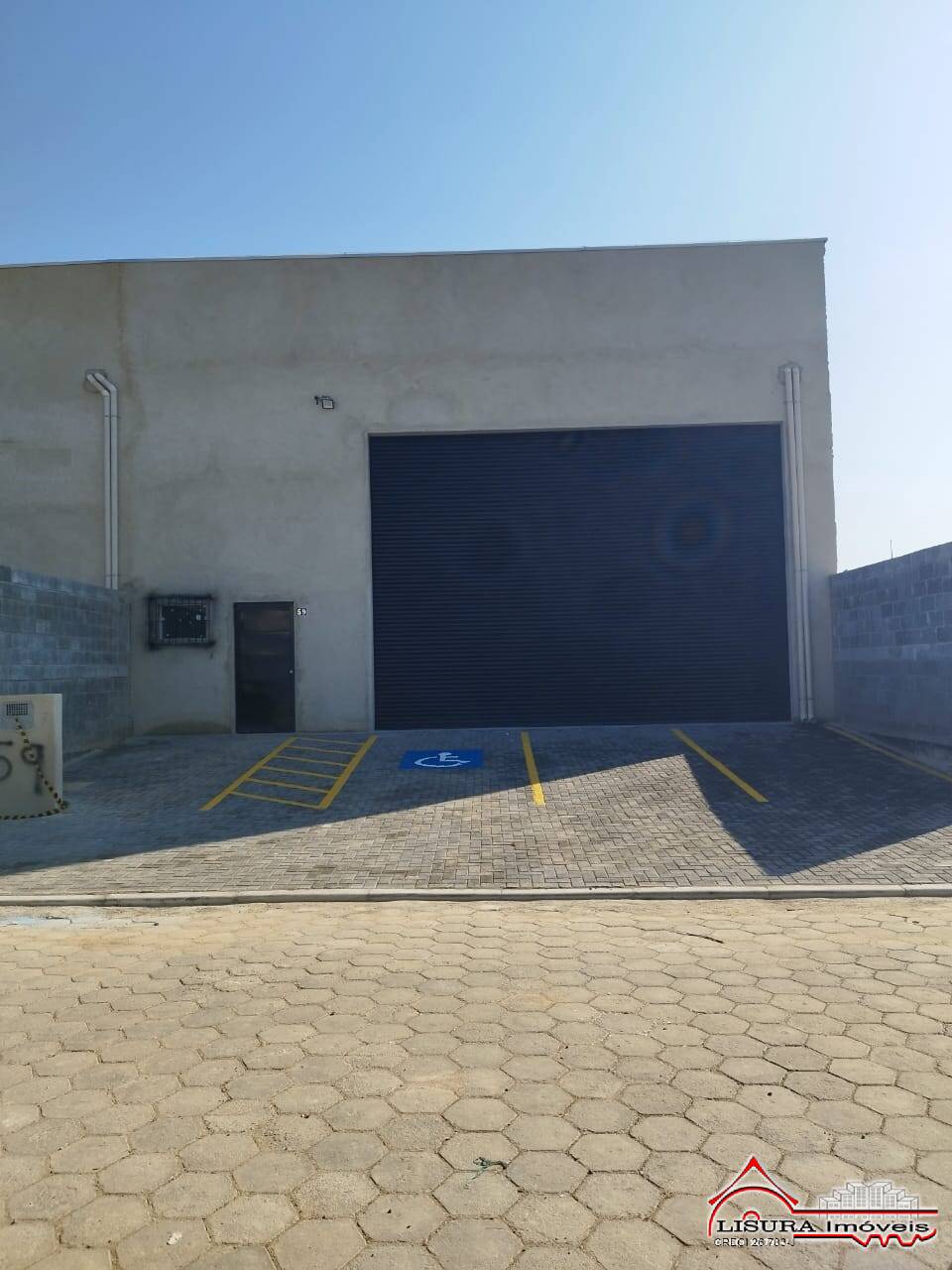 Depósito-Galpão-Armazém para alugar, 300m² - Foto 1