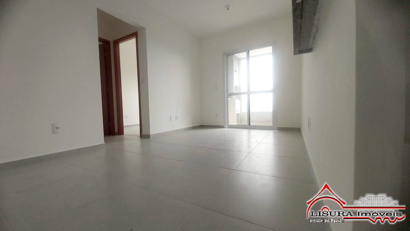 Apartamento à venda com 2 quartos, 60m² - Foto 2