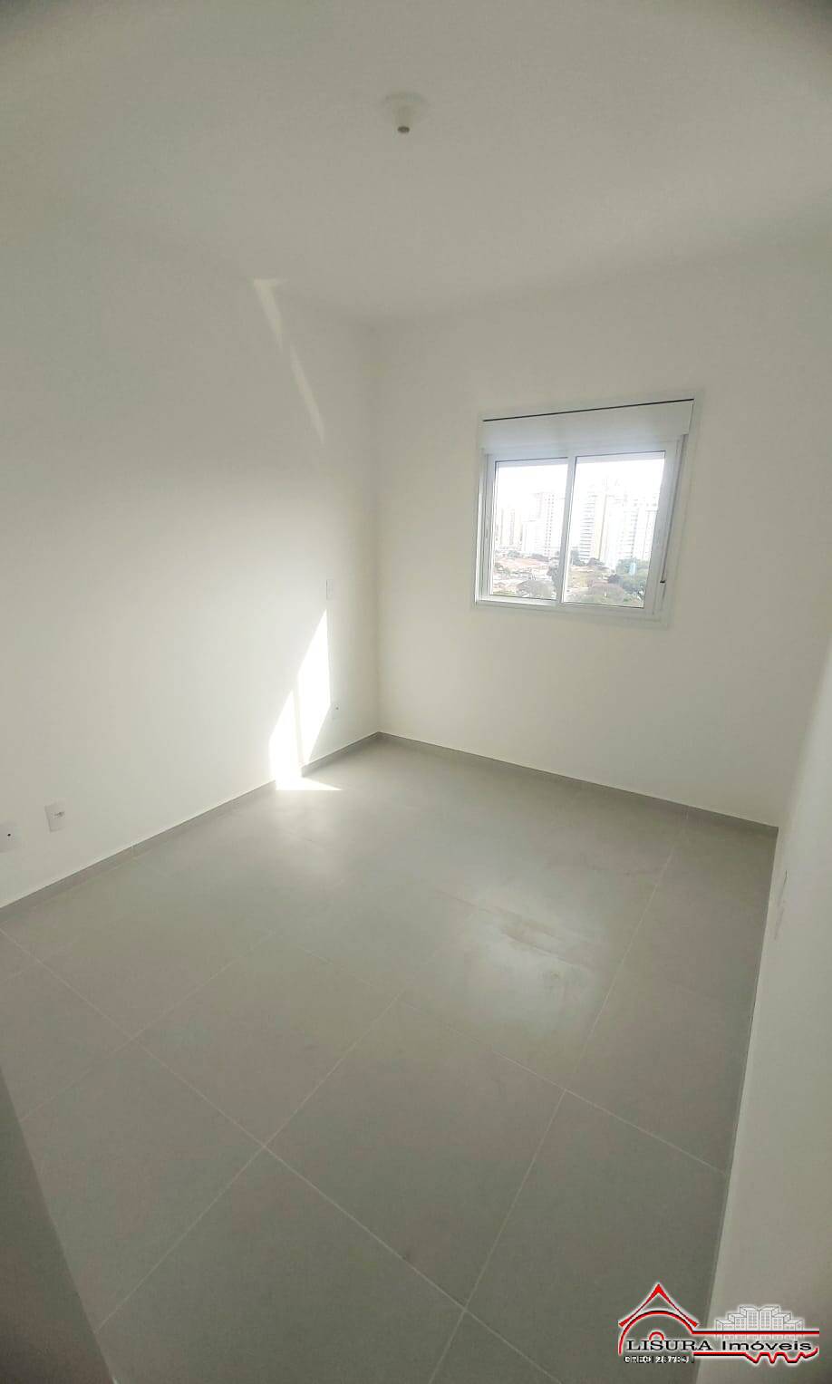 Apartamento à venda com 2 quartos, 60m² - Foto 5