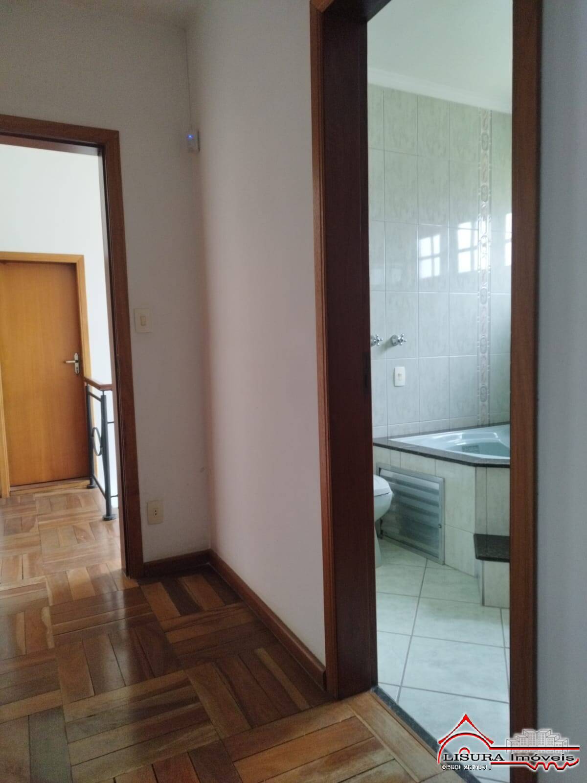 Casa à venda com 4 quartos, 310m² - Foto 29