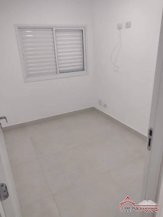 Apartamento à venda com 3 quartos, 70m² - Foto 4