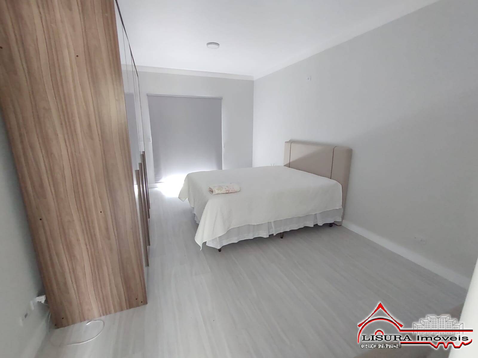 Casa à venda com 4 quartos, 300m² - Foto 13