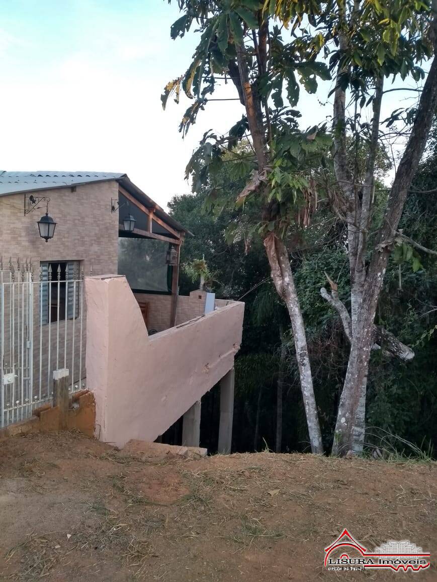 Fazenda à venda com 2 quartos, 2250m² - Foto 2