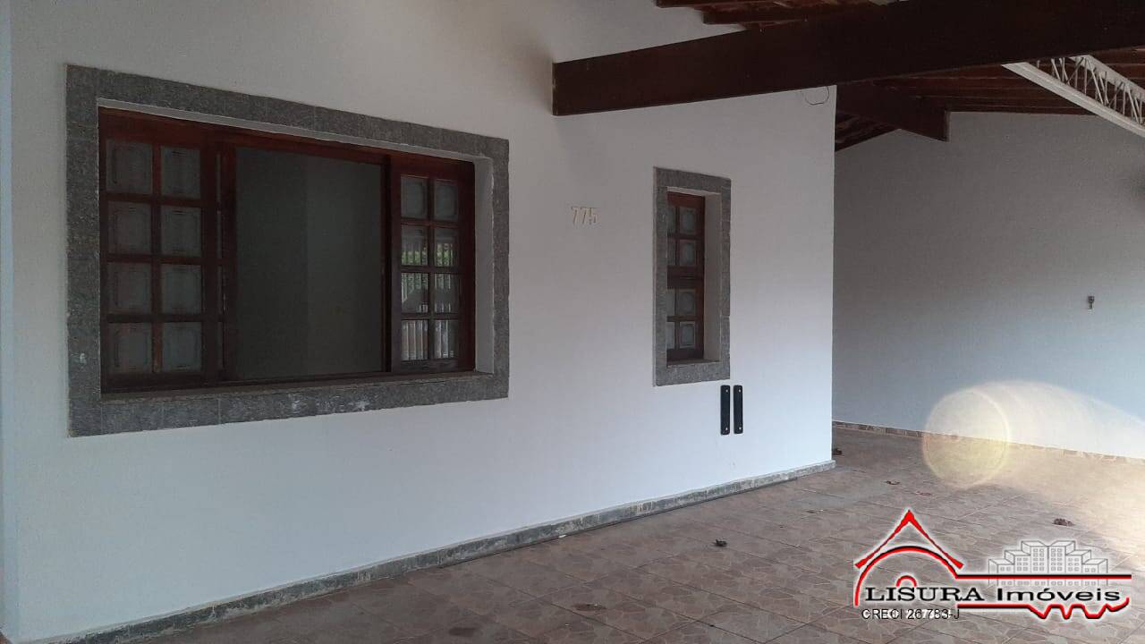 Casa à venda com 3 quartos, 121m² - Foto 4