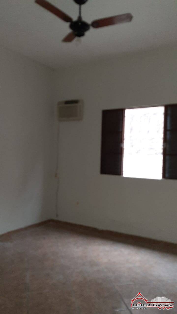 Casa à venda com 3 quartos, 121m² - Foto 13