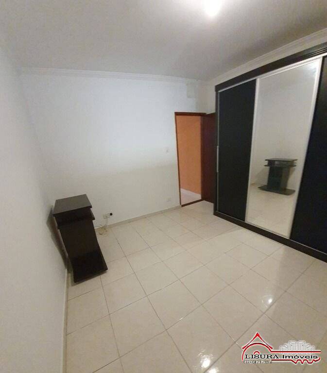 Casa à venda com 2 quartos, 173m² - Foto 4