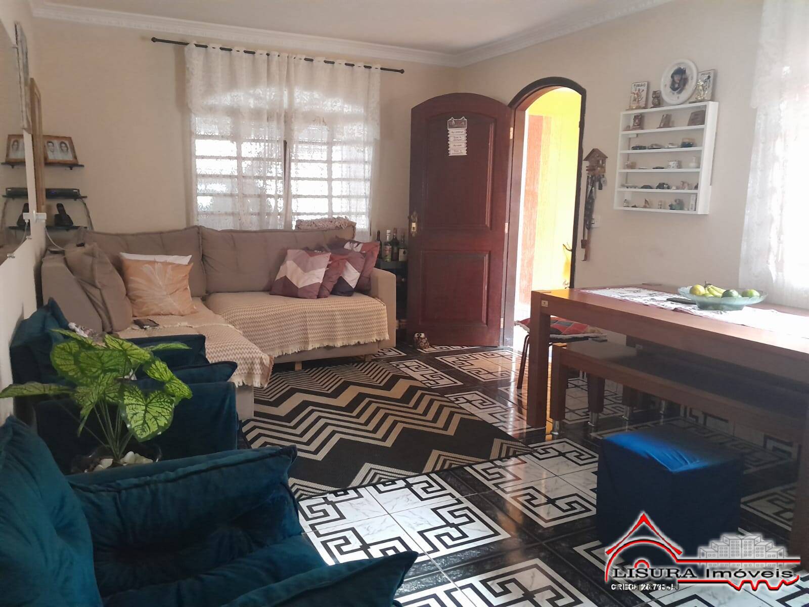 Casa à venda com 3 quartos, 150m² - Foto 4