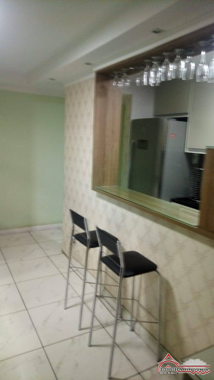 Apartamento à venda com 2 quartos, 47m² - Foto 2