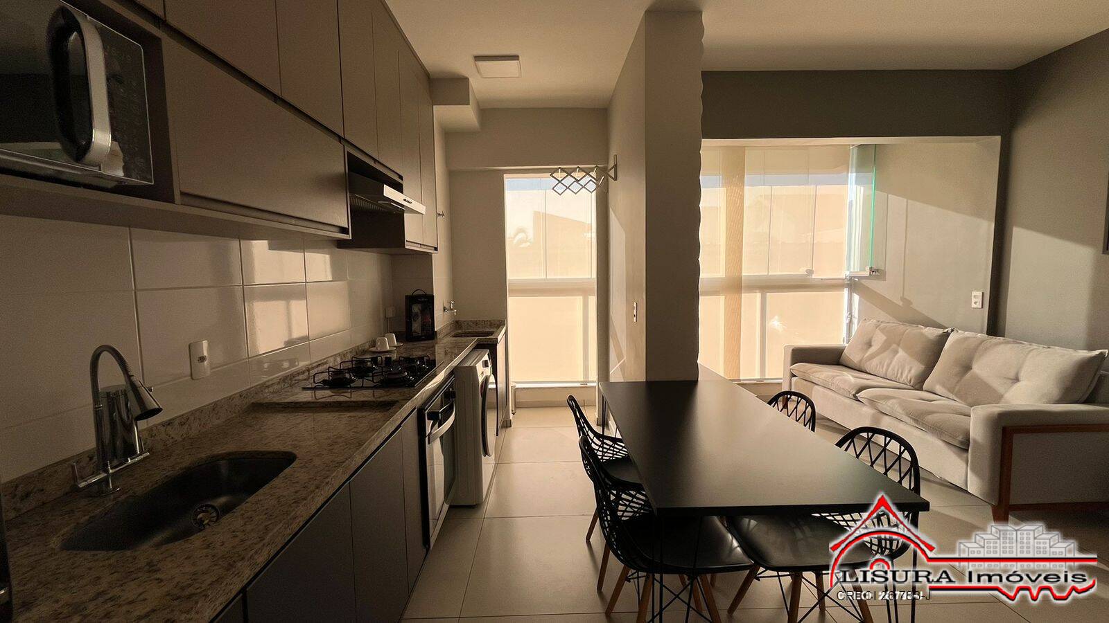 Apartamento à venda com 2 quartos, 58m² - Foto 3