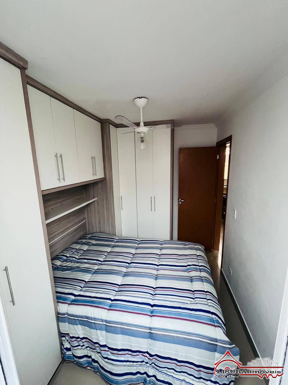 Apartamento à venda com 2 quartos, 45m² - Foto 13