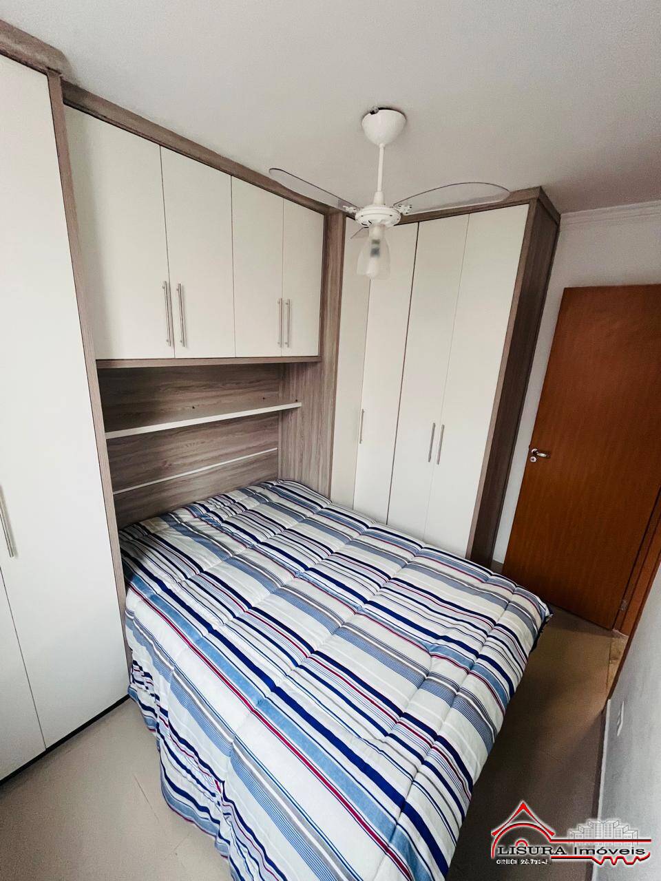 Apartamento à venda com 2 quartos, 45m² - Foto 11