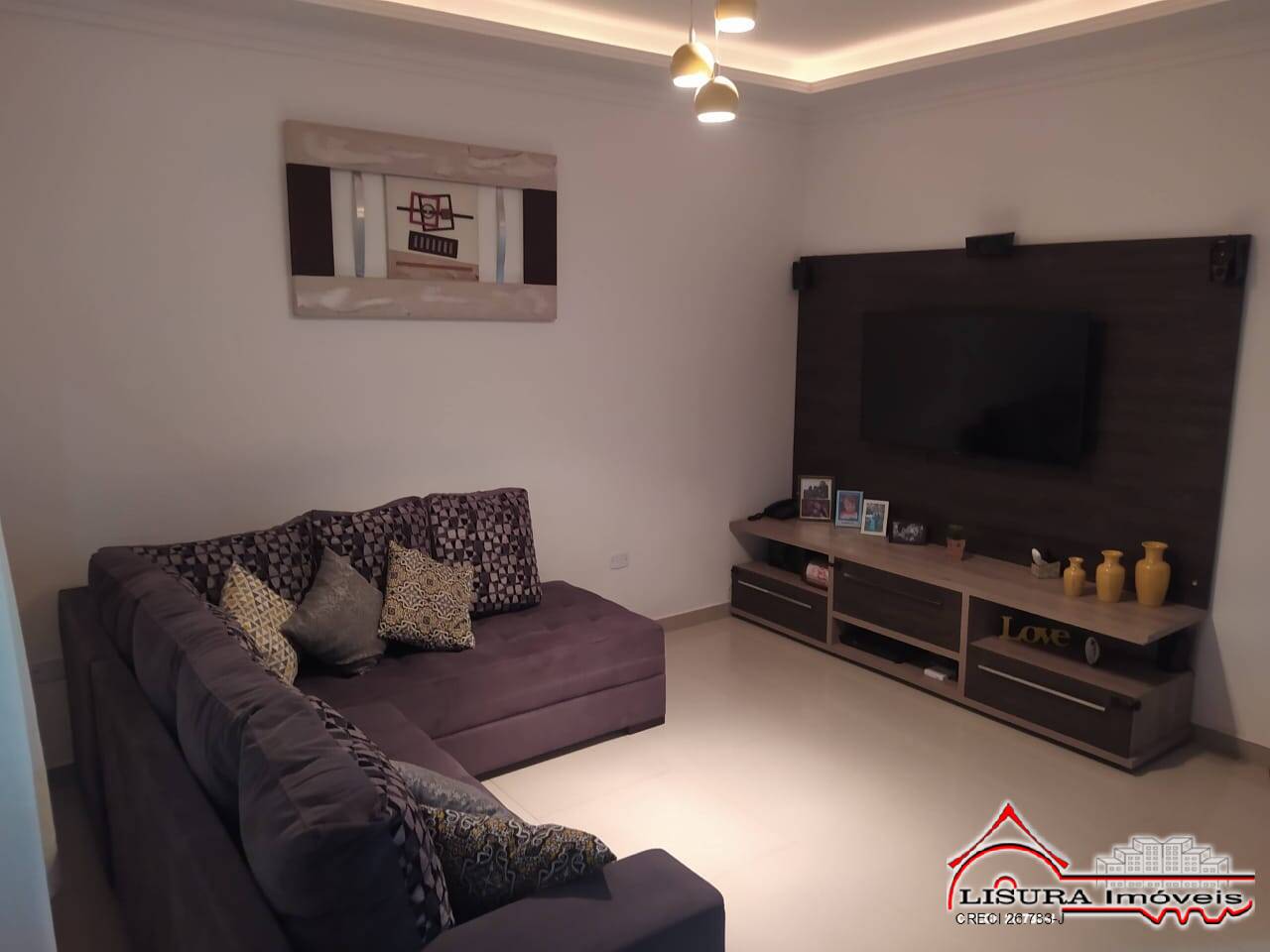 Casa à venda com 2 quartos, 90m² - Foto 3