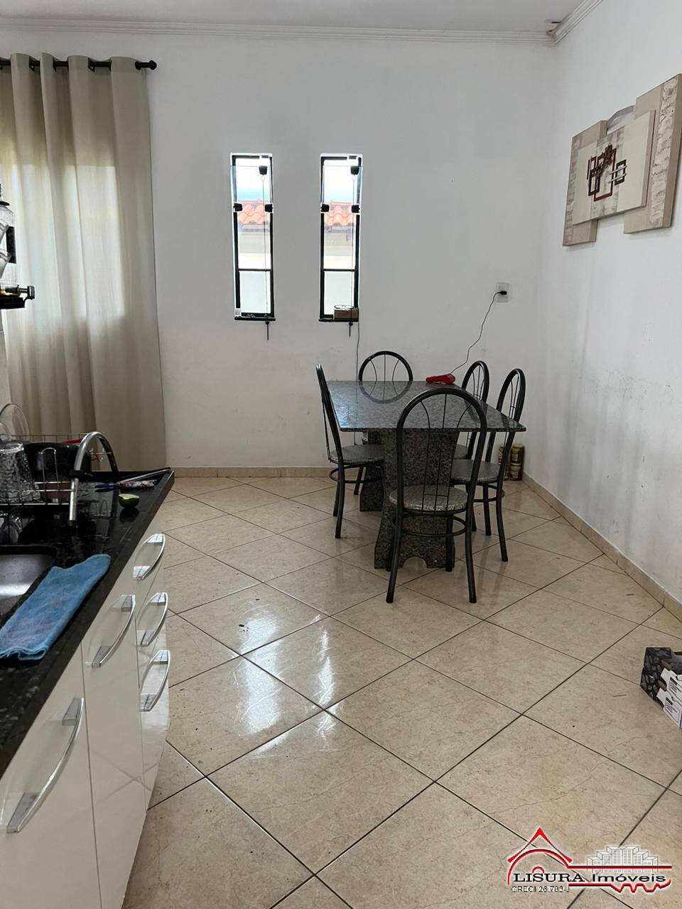 Casa à venda com 2 quartos, 80m² - Foto 3