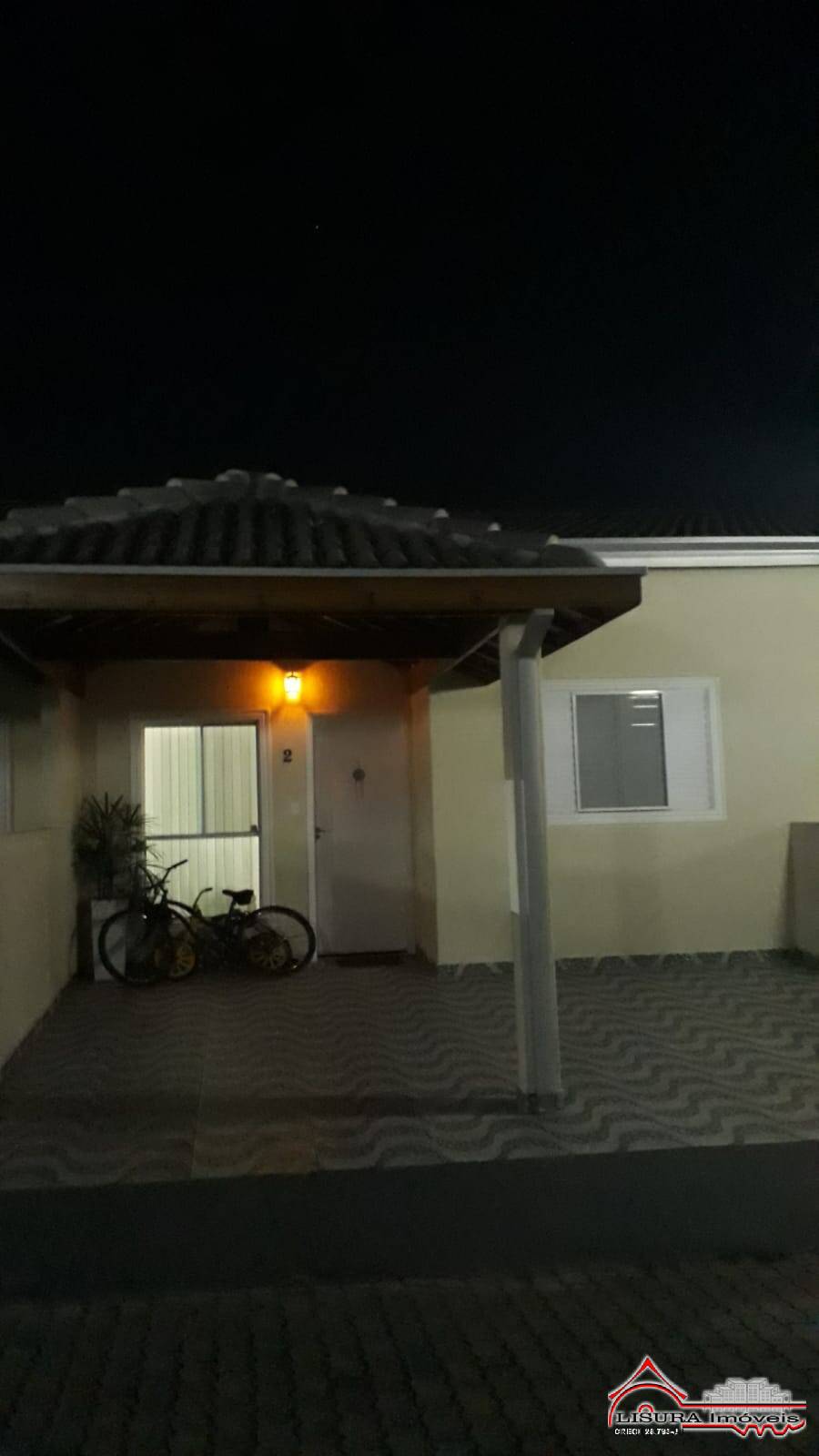 Casa de Condomínio à venda com 2 quartos, 56m² - Foto 2