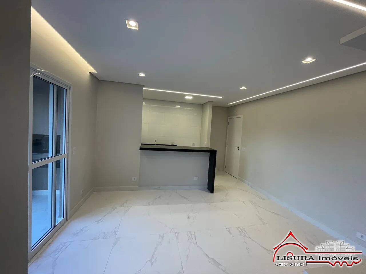 Apartamento para alugar com 2 quartos, 61m² - Foto 4