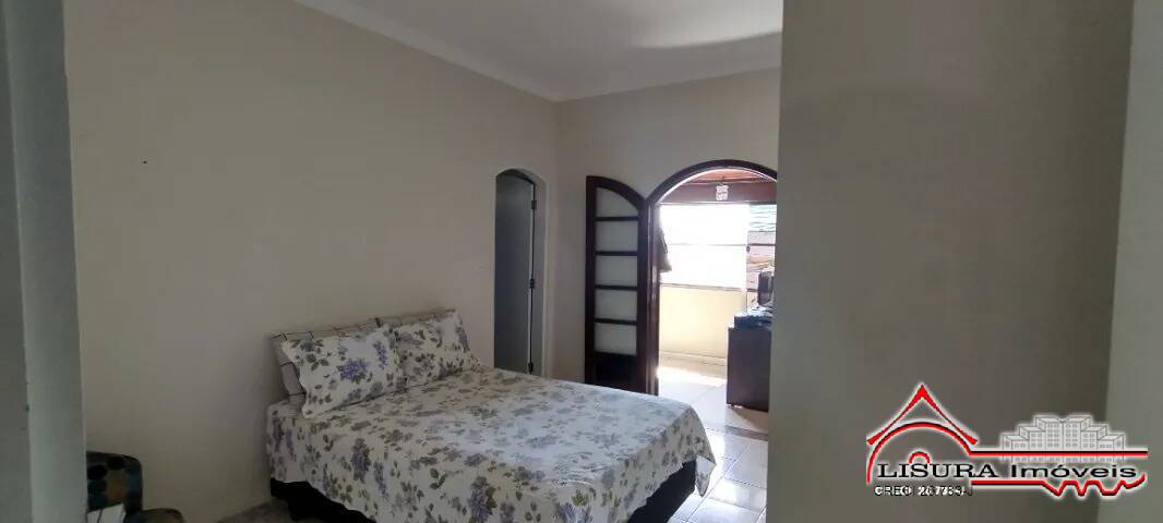 Casa à venda com 3 quartos, 130m² - Foto 3