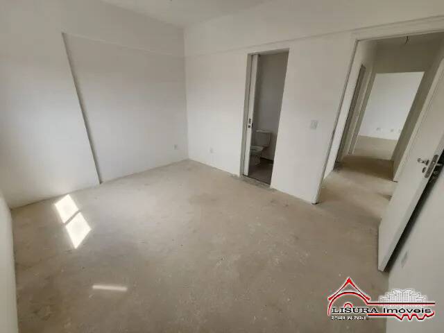 Apartamento à venda com 3 quartos, 101m² - Foto 3