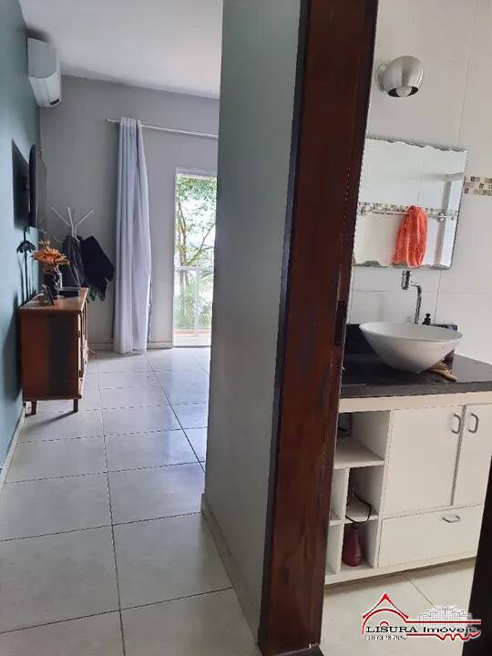 Casa à venda com 2 quartos, 160m² - Foto 9