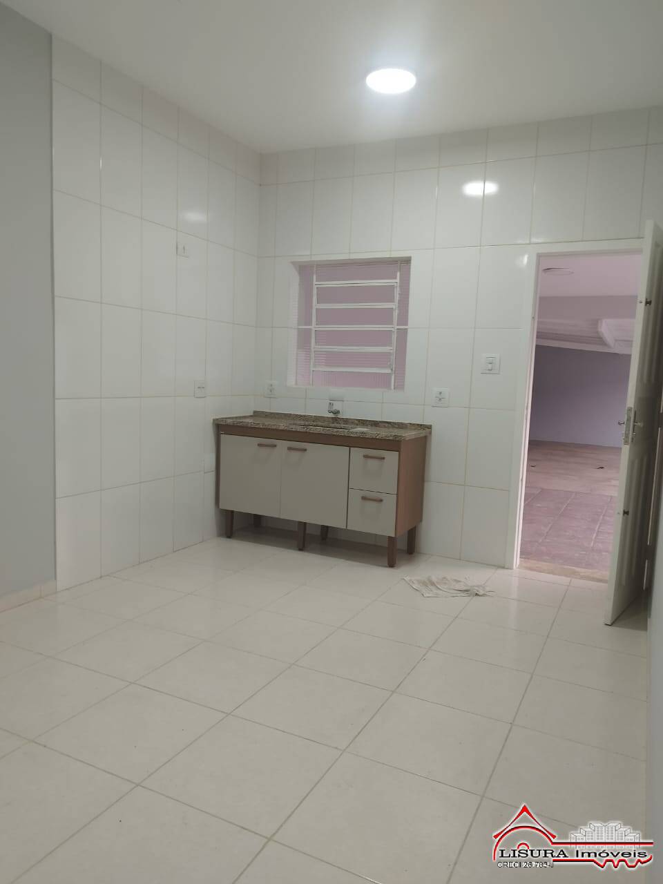 Casa para alugar com 3 quartos, 300m² - Foto 16