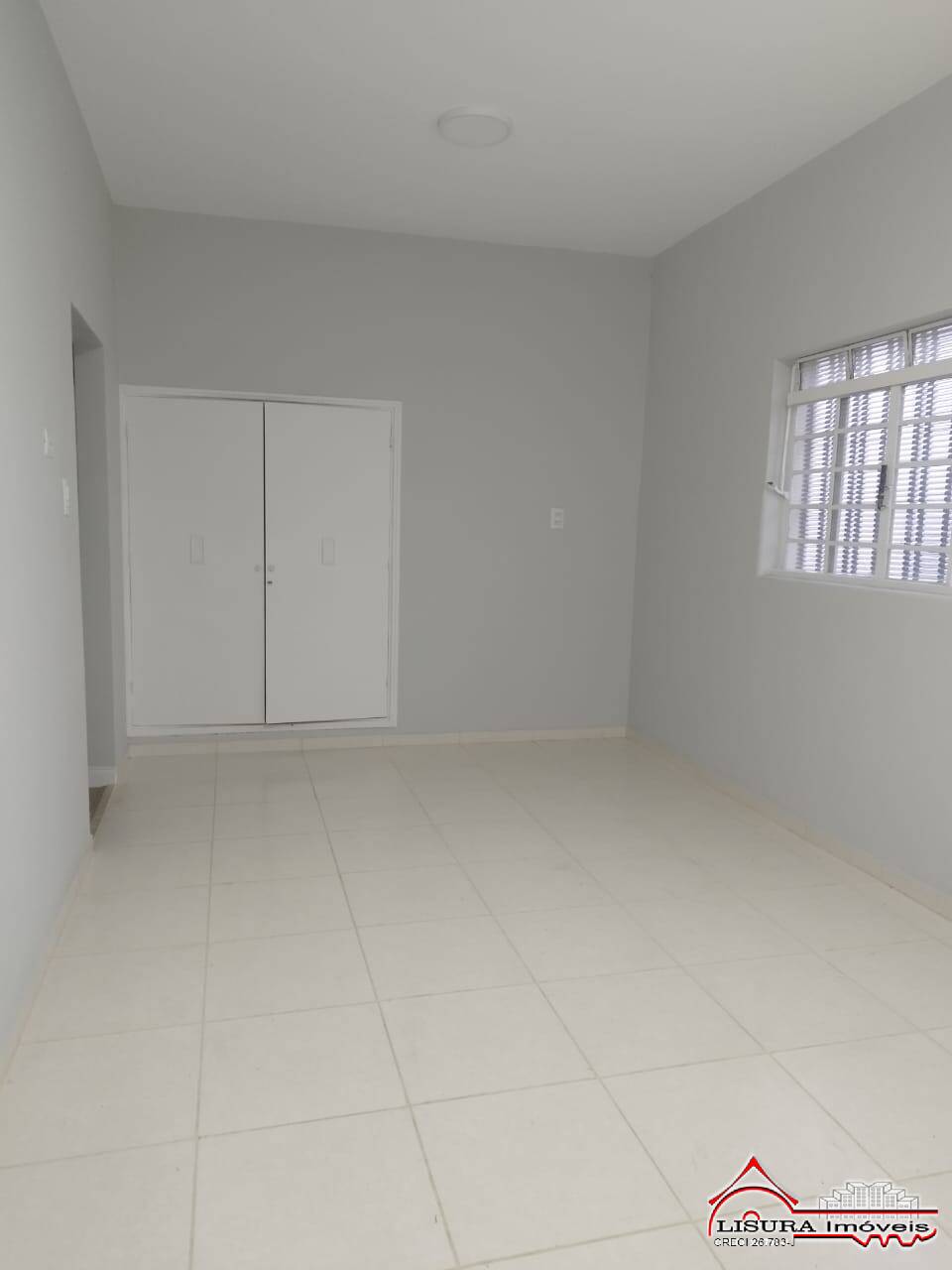 Casa para alugar com 3 quartos, 300m² - Foto 23