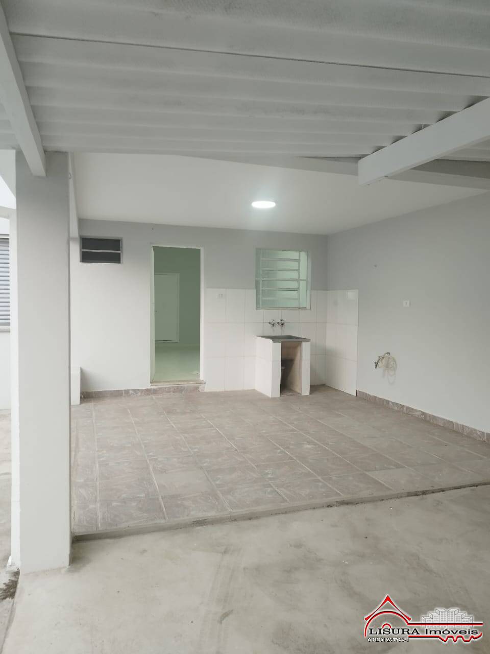 Casa para alugar com 3 quartos, 300m² - Foto 37