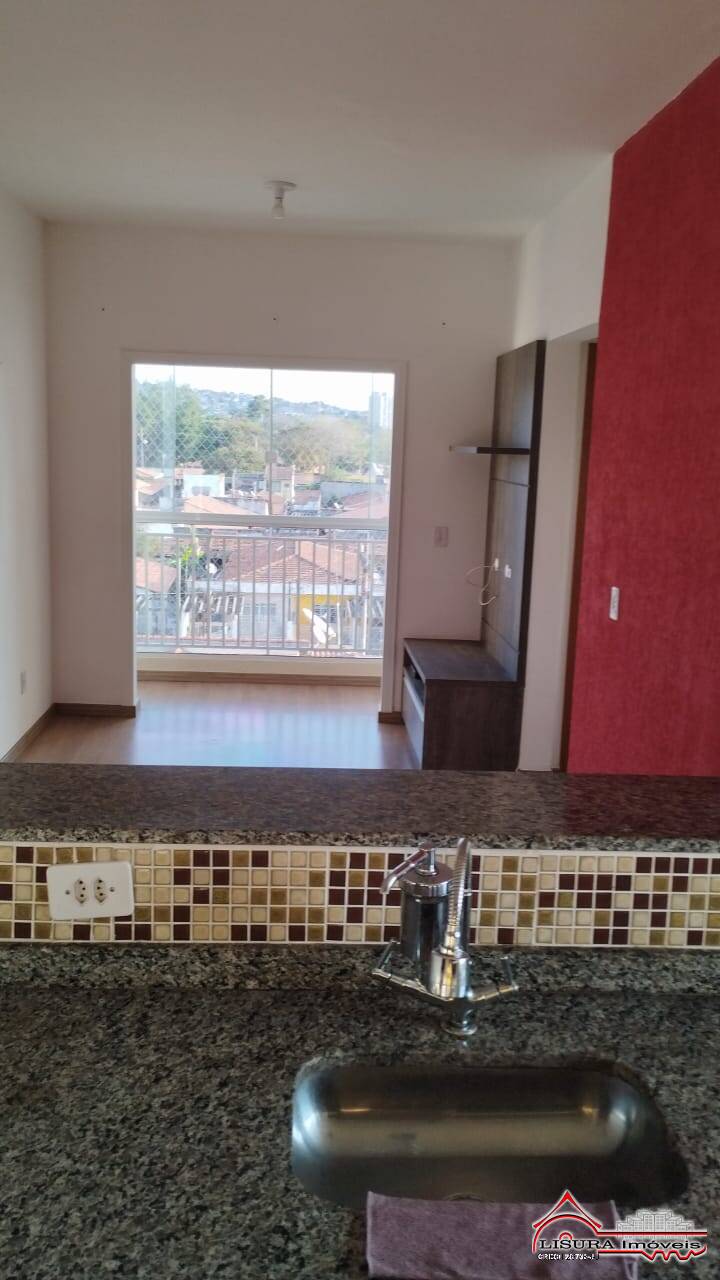 Apartamento à venda com 2 quartos, 60m² - Foto 2