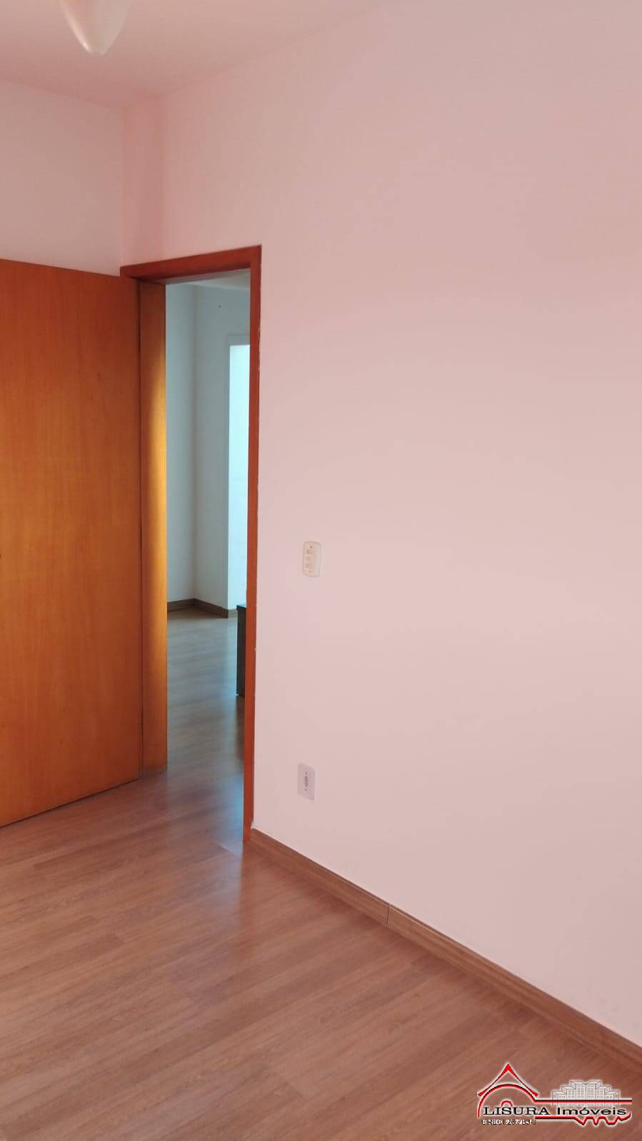 Apartamento à venda com 2 quartos, 60m² - Foto 11