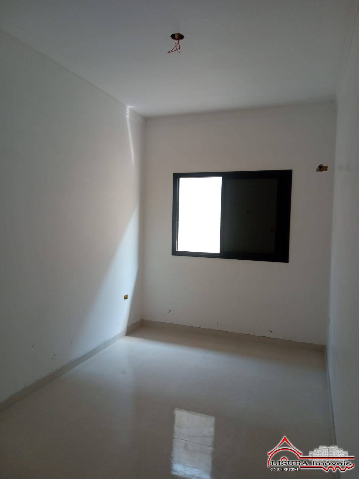 Casa à venda com 3 quartos, 100m² - Foto 8