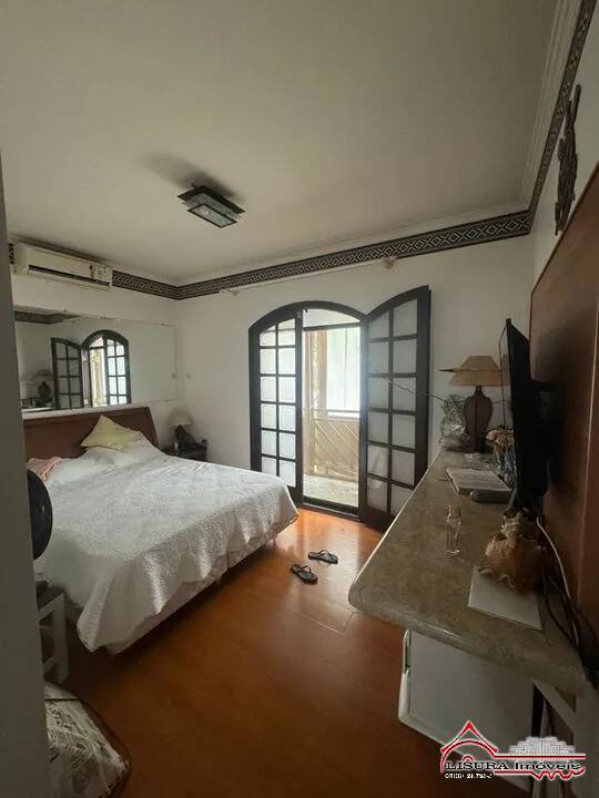 Casa de Condomínio para alugar com 4 quartos, 237m² - Foto 16