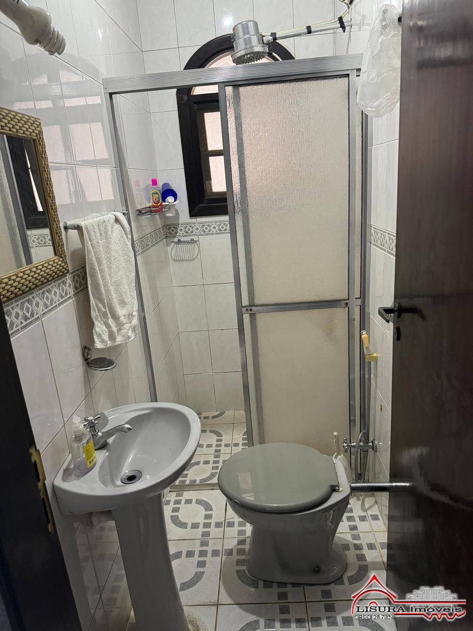 Casa de Condomínio para alugar com 4 quartos, 237m² - Foto 39