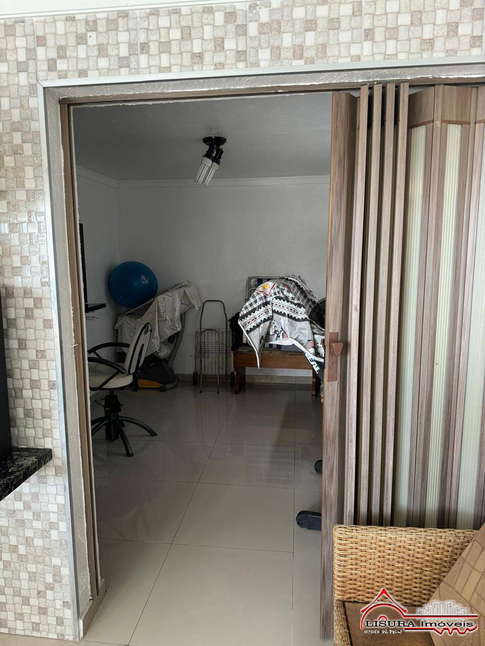 Casa de Condomínio para alugar com 4 quartos, 237m² - Foto 58