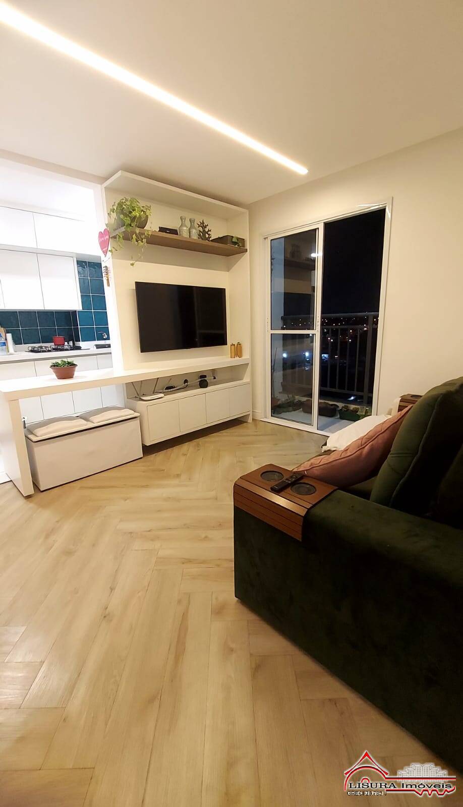 Apartamento à venda com 2 quartos, 45m² - Foto 2