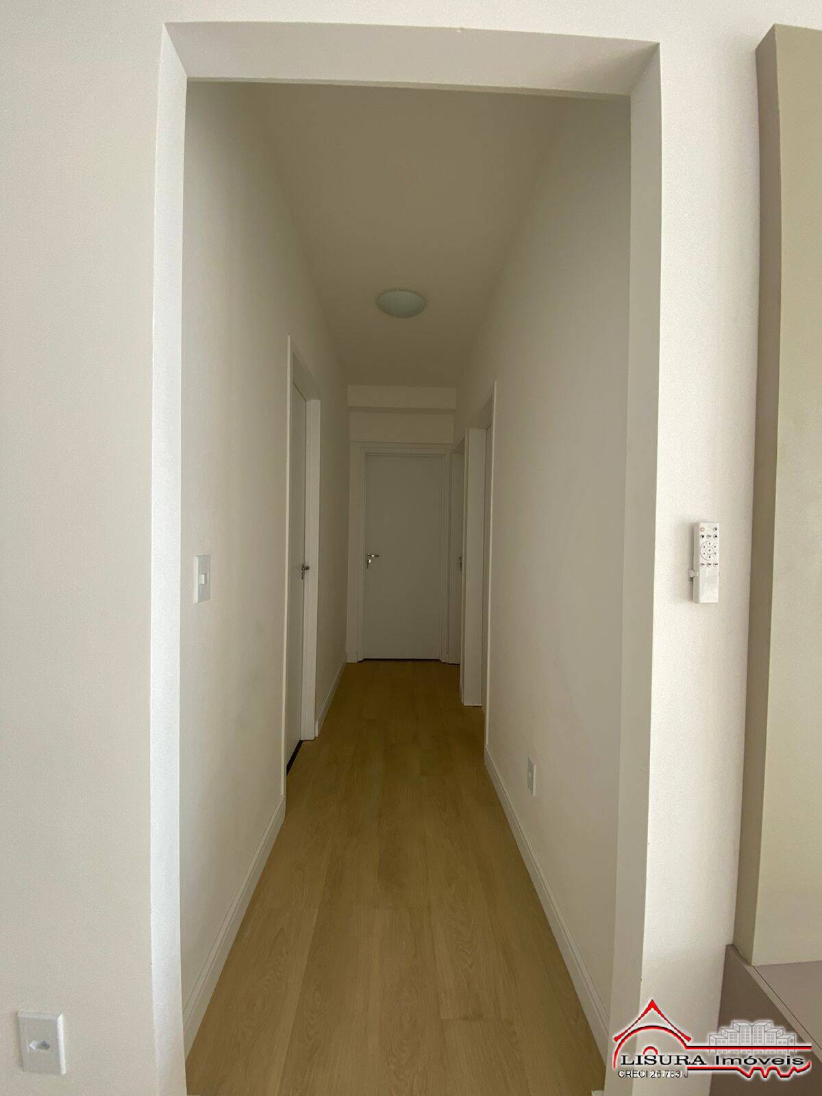 Apartamento à venda com 3 quartos, 101m² - Foto 8