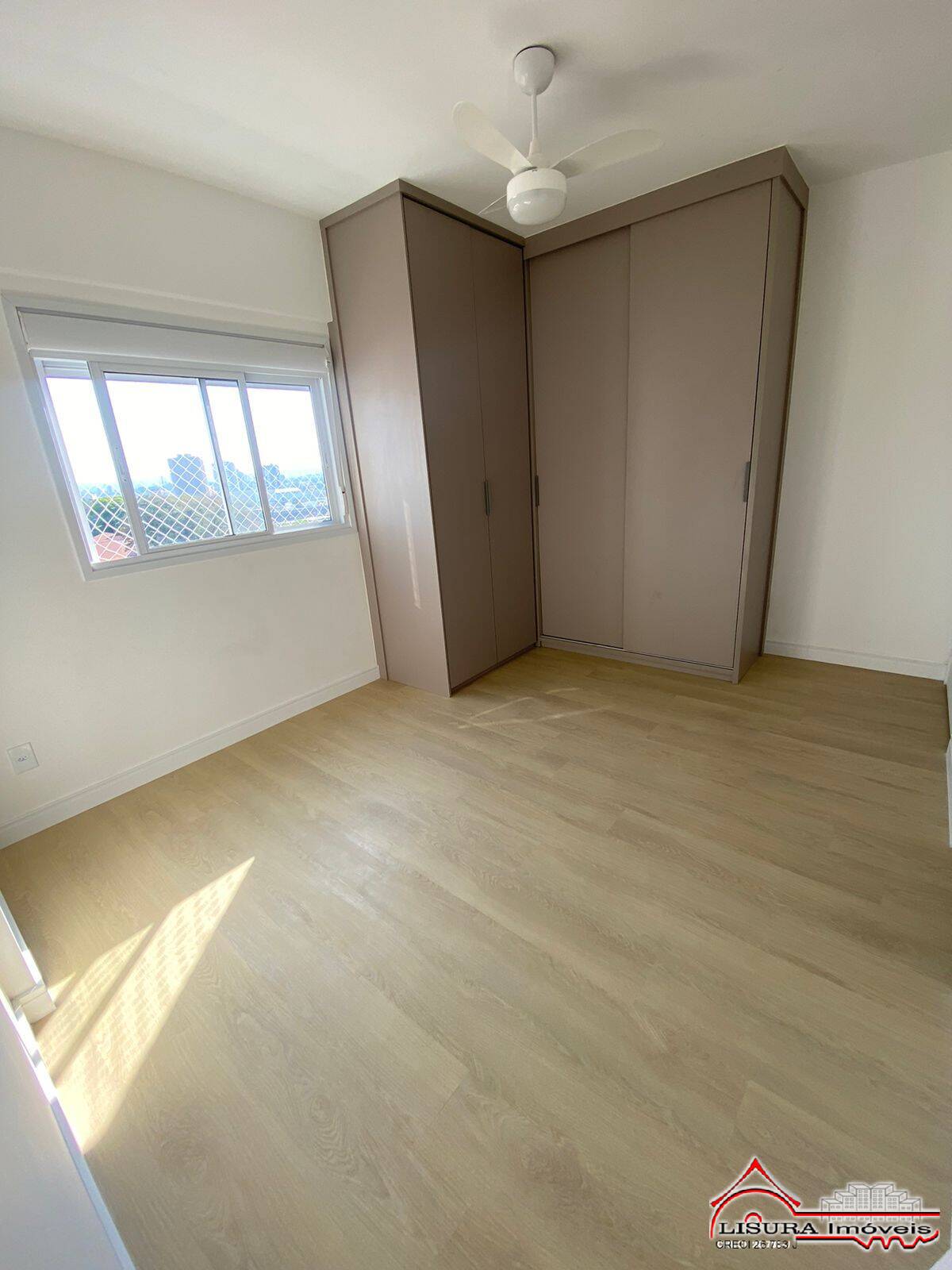 Apartamento à venda com 3 quartos, 101m² - Foto 12