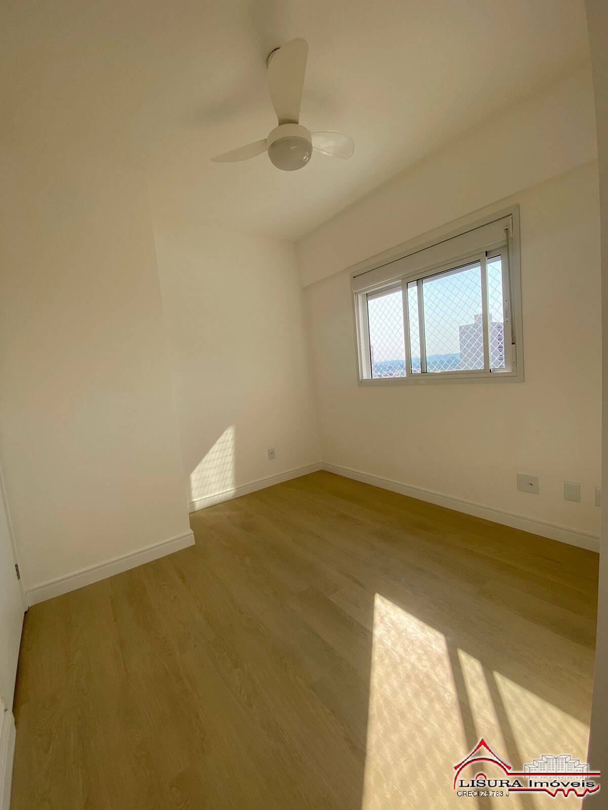 Apartamento à venda com 3 quartos, 101m² - Foto 11