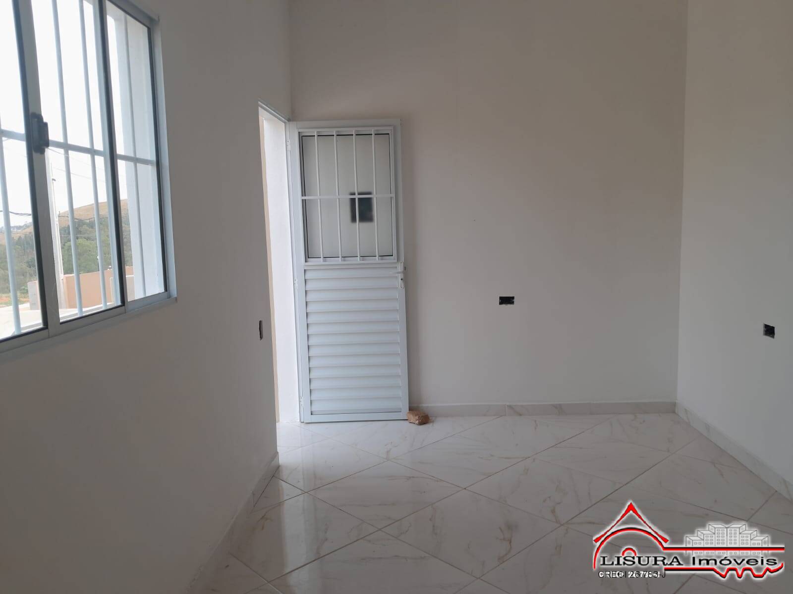 Casa à venda com 2 quartos, 58m² - Foto 4