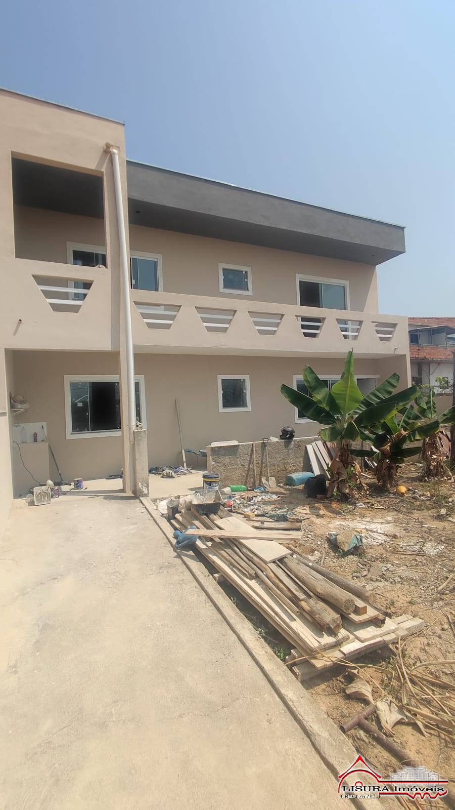 Casa à venda com 2 quartos, 105m² - Foto 2