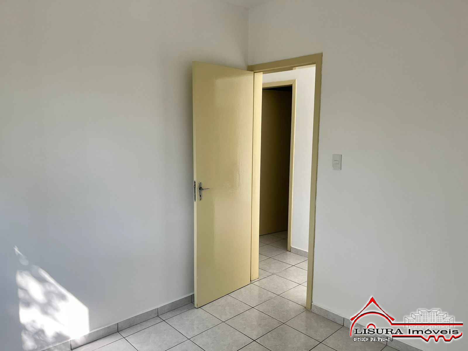 Apartamento à venda com 2 quartos, 62m² - Foto 4