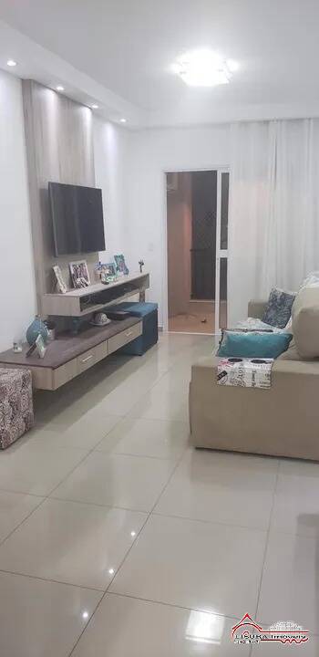 Apartamento para alugar com 2 quartos, 65m² - Foto 4