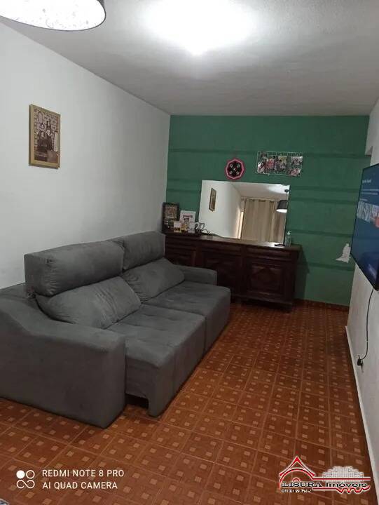 Casa à venda com 2 quartos, 90m² - Foto 4