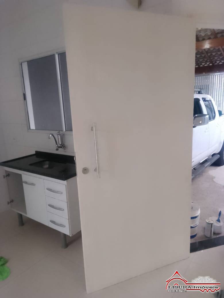 Casa à venda com 2 quartos, 175m² - Foto 10