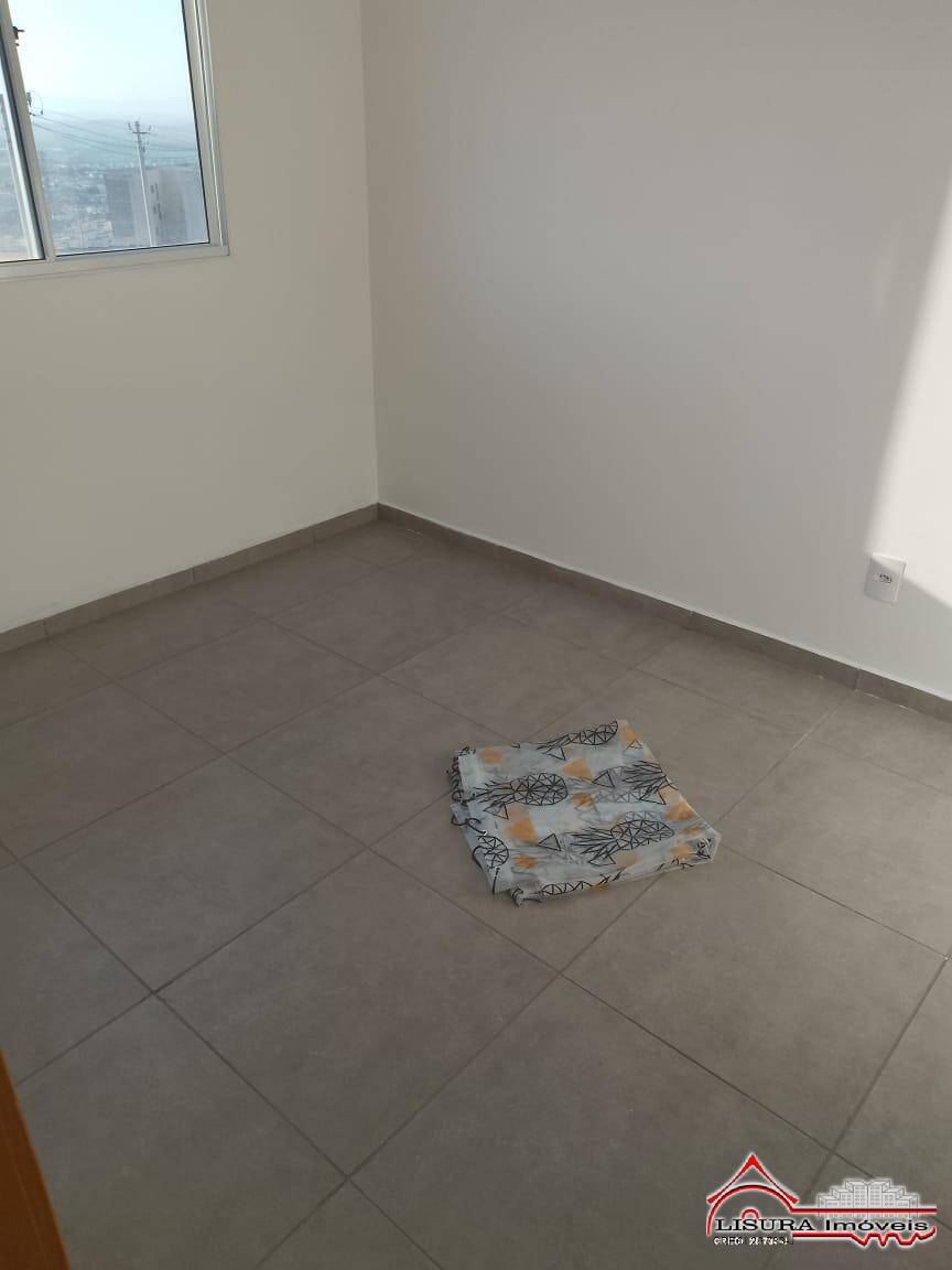 Apartamento à venda com 2 quartos, 39m² - Foto 3