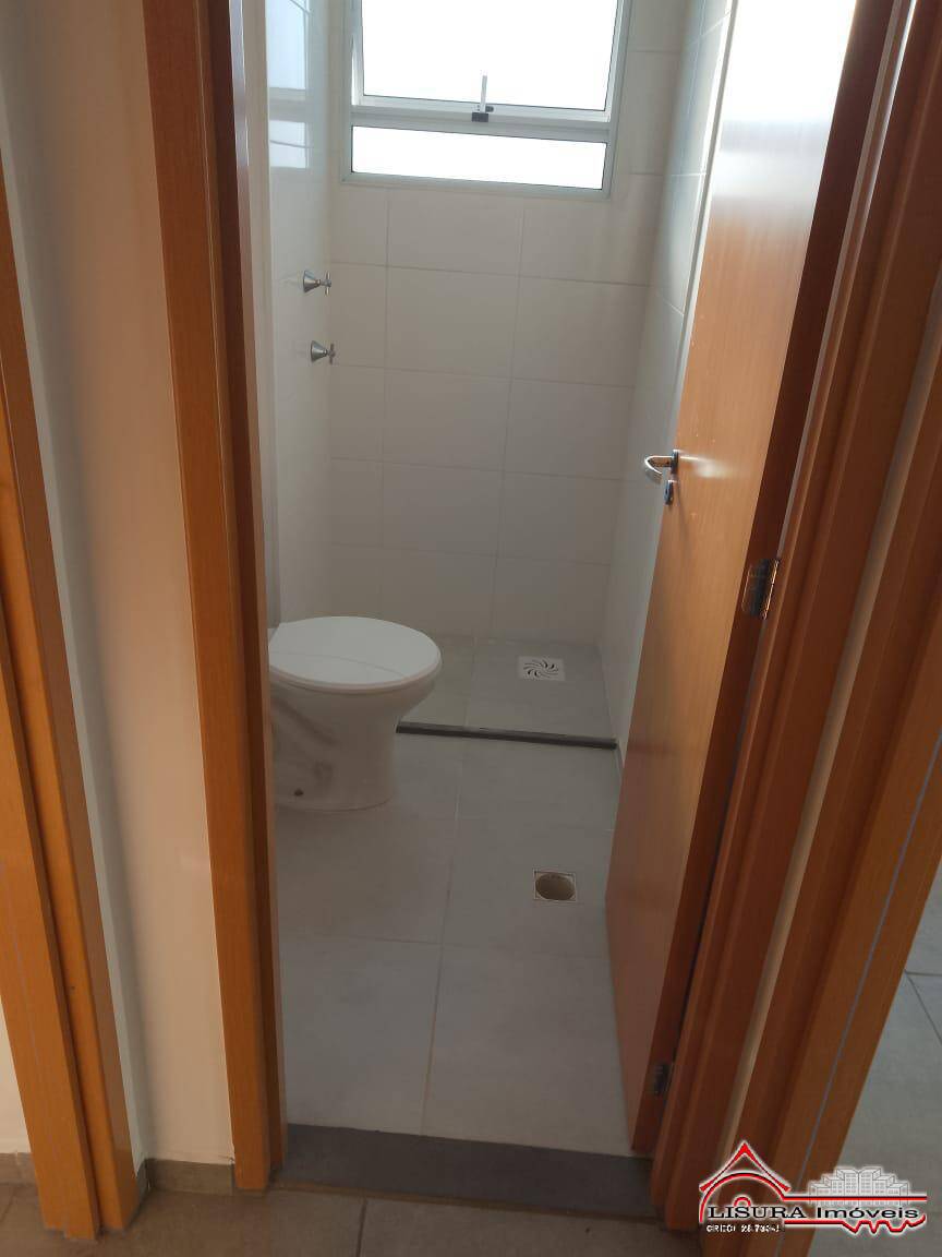 Apartamento à venda com 2 quartos, 39m² - Foto 10