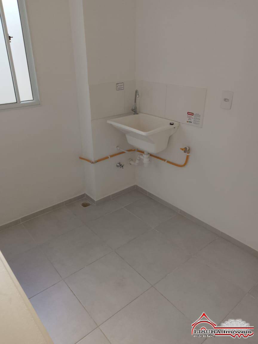 Apartamento à venda com 2 quartos, 39m² - Foto 11