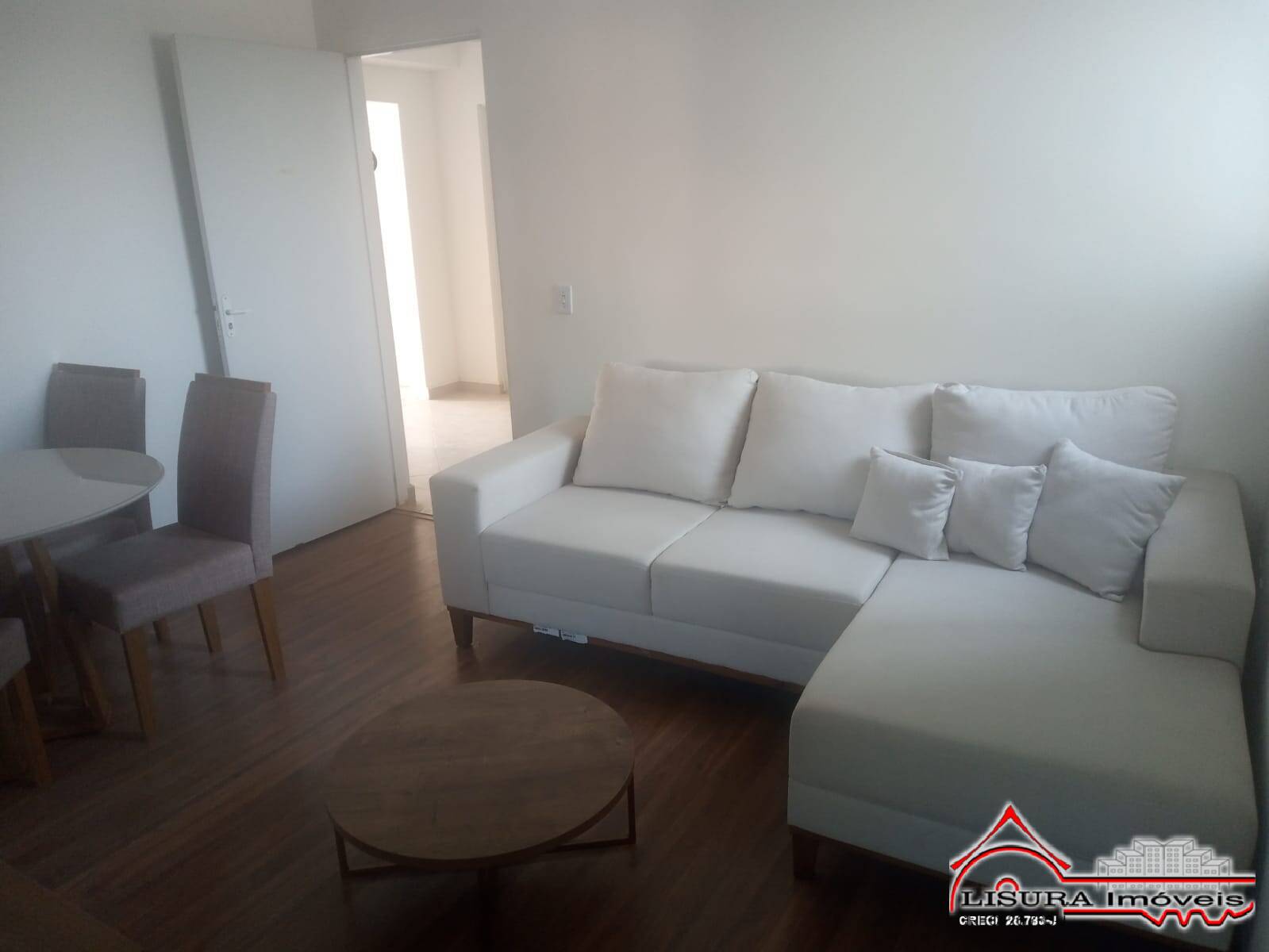 Apartamento à venda com 2 quartos, 50m² - Foto 2