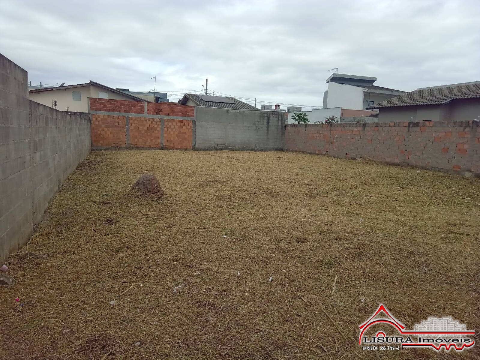 Terreno à venda, 350m² - Foto 1