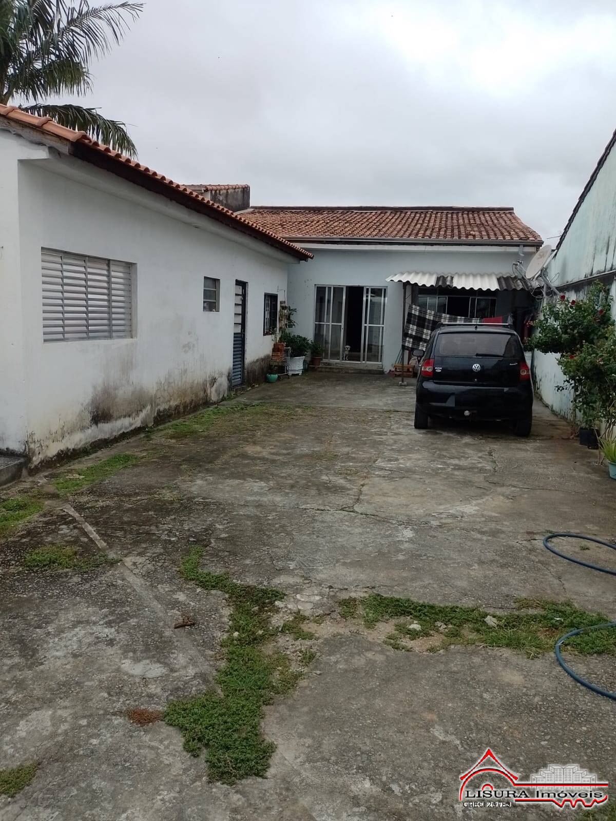 Casa à venda com 3 quartos - Foto 1