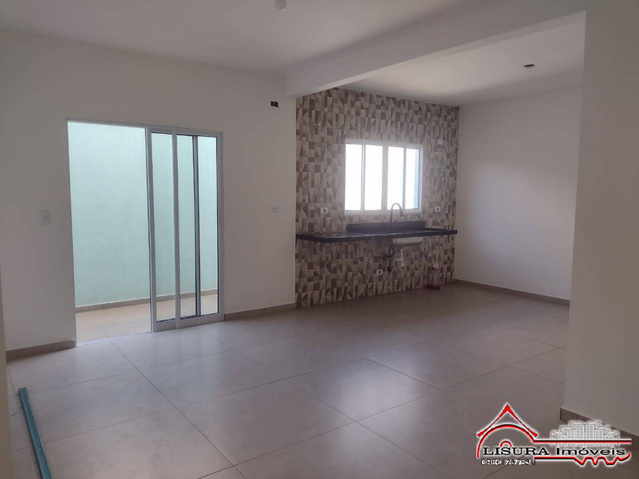 Casa à venda com 3 quartos, 164m² - Foto 8