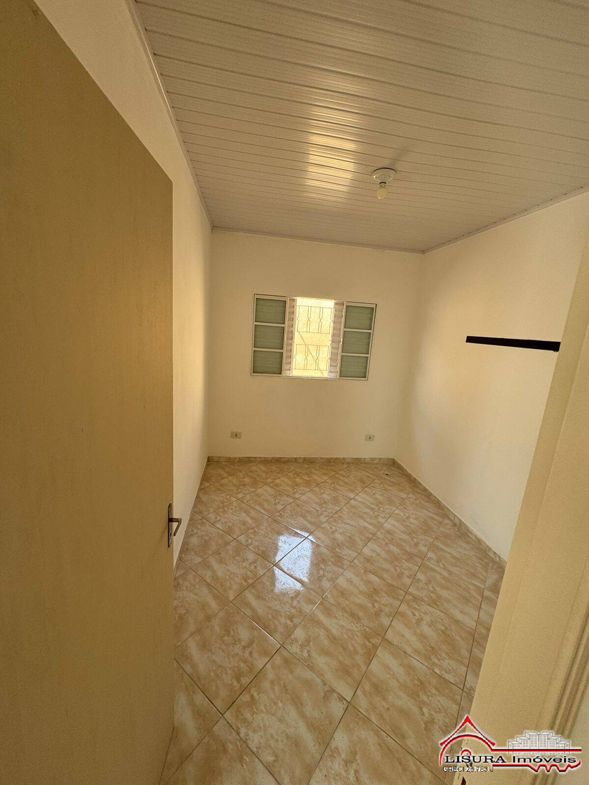 Casa à venda com 4 quartos, 300m² - Foto 10